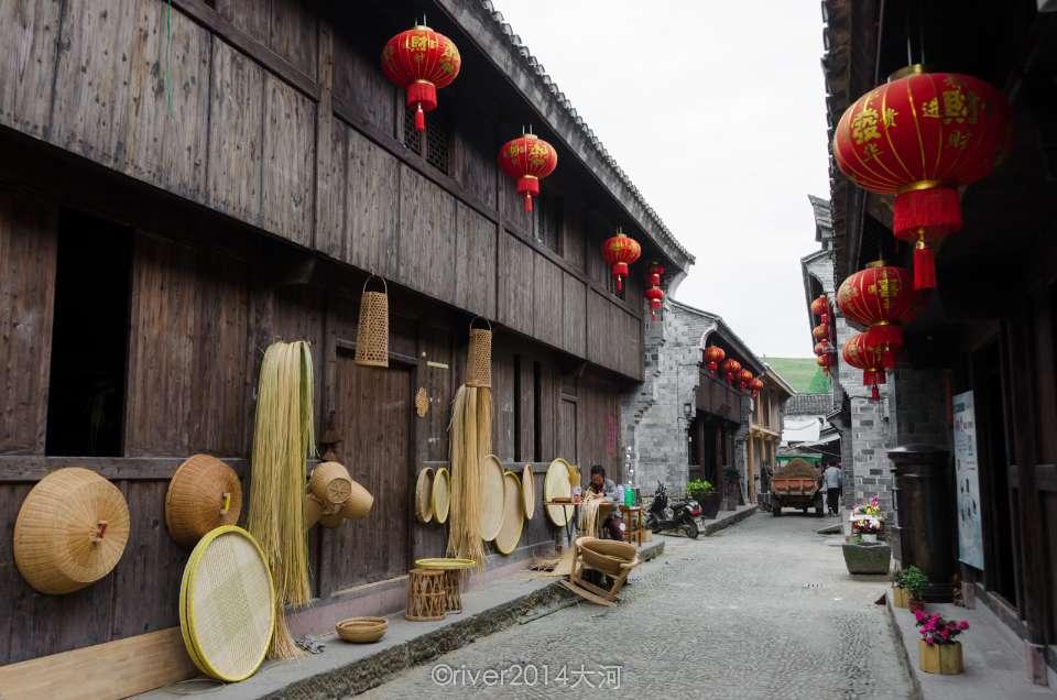 香坊区召开安全生产工作会议暨2024年安委会第一次全体（扩大）会议
